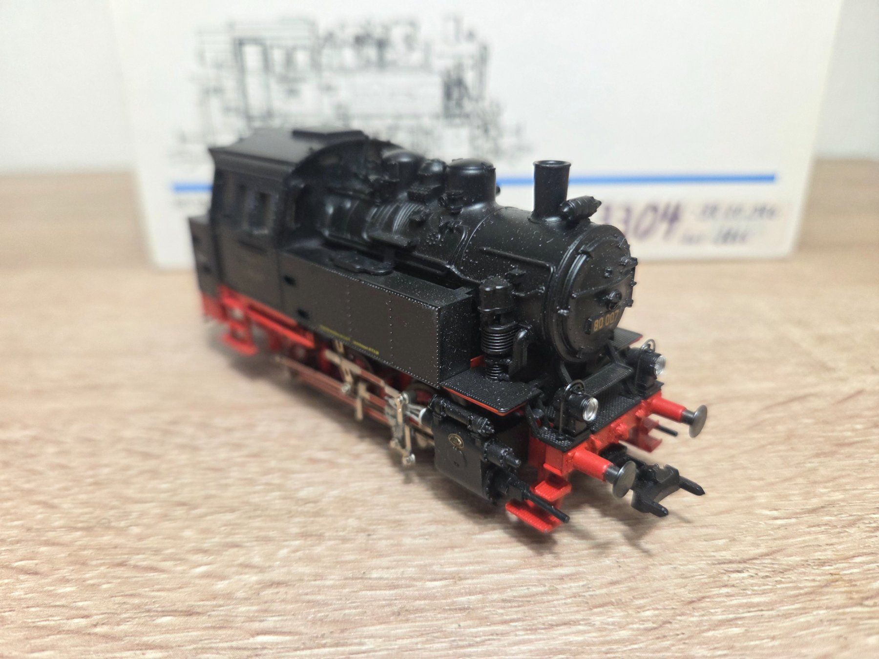 Märklin Modellini di ferrovie: Märklin 3304 Dampflok BR 80 DRG H0 – Usato da St-Aubin-Sauges venduto da Lo_Go 2