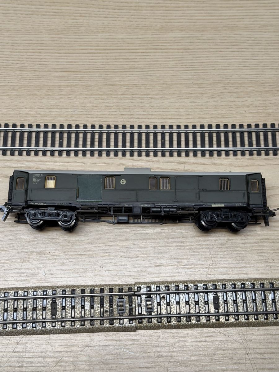 Modellini di ferrovie: Gepäckwagen HO – Usato da Herzogenbuchsee venduto da ioa_zcm6 7
