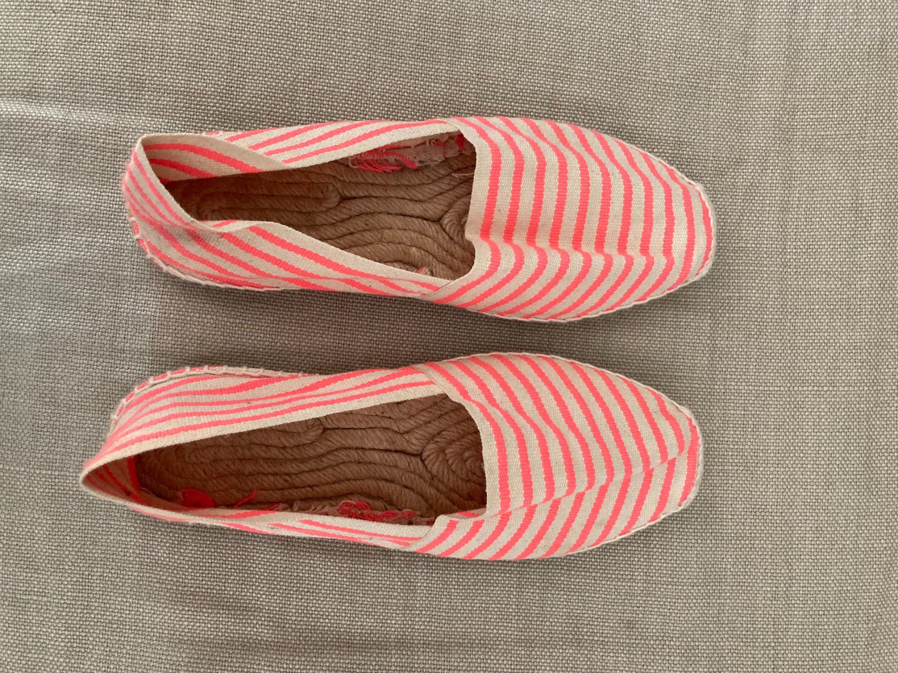 Damenschuhe: Espadrilles pink/beige gestreift Gr. 39 – Gebraucht aus  von