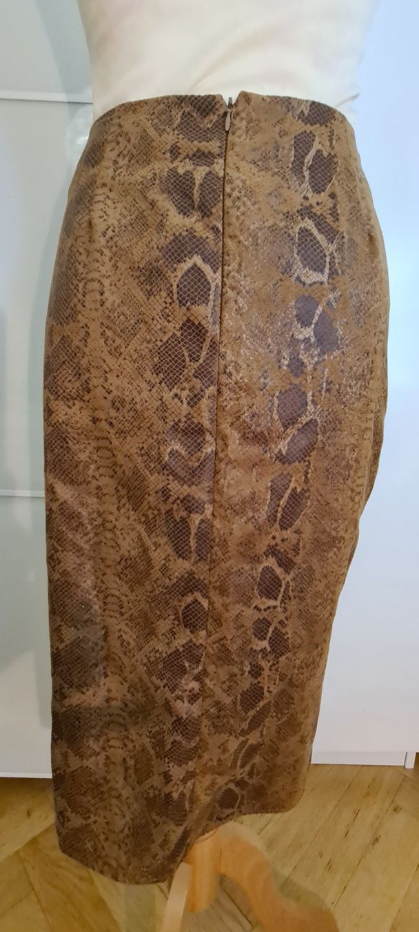 Zara Gonne: Jupe imitation peau de serpent taille XS – Nuovo (secondo la descrizione) da Genève venduto da Saleena 4