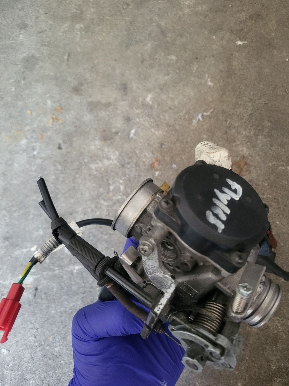 Piaggio Tutti pezzi di ricambio per scooter: Piaggio Fly 125 Vergaser  – Usato da Zürich venduto da EuleCH 1