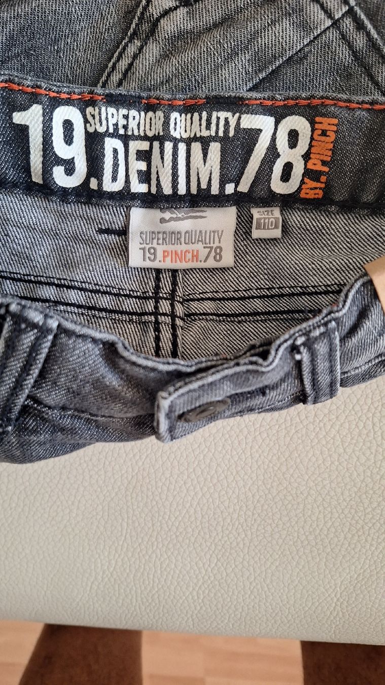 Pantaloni: Short en jeans garçon taille 110 neuf – Nuovo e nell'imballaggio originale da Neuchâtel venduto da Kebah 2