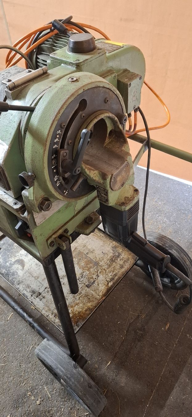GF Tutte le macchine: Gewindeschneidemaschiene GF – Usato da Reichenbach i. K. venduto da Wskorpion 2