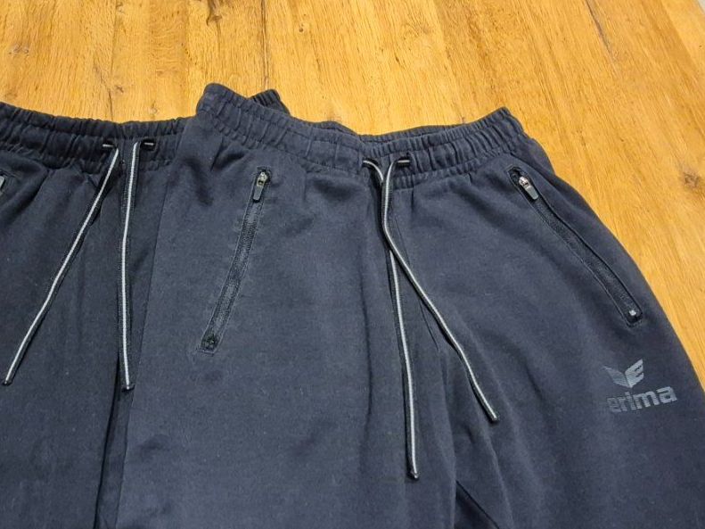 Erima Lotti di vestiti: 152 - Grösse, 2er SET, ERIMA Trainerhose – Usato da Nottwil venduto da echtMOMO 3