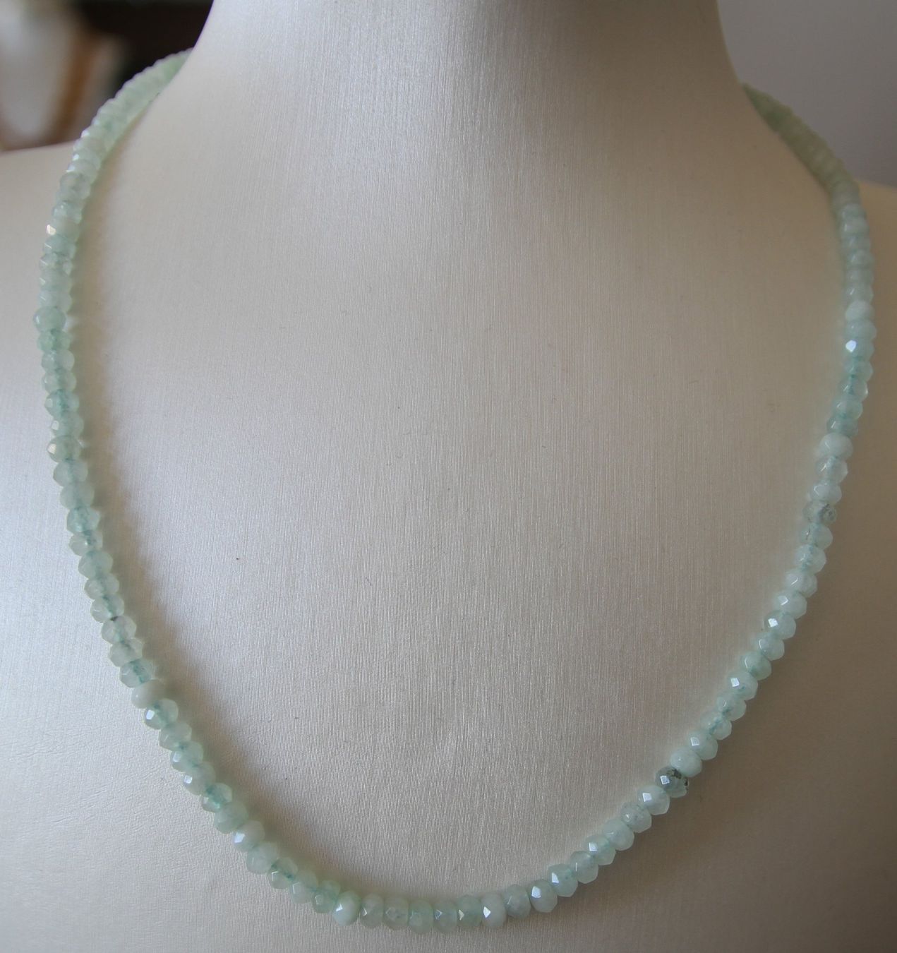 Catenine: NEU: Aquamarin facettiert Kette Collier Edelsteinkette – Nuovo (secondo la descrizione) da Matten b. Interl venduto da EdelsteineInterlaken