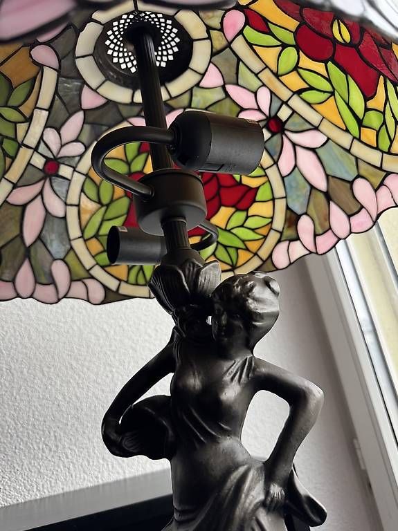 Lampade: Tiffany-Stil Tischlampe  – Usato da Möriken AG venduto da nma_2hx5 2