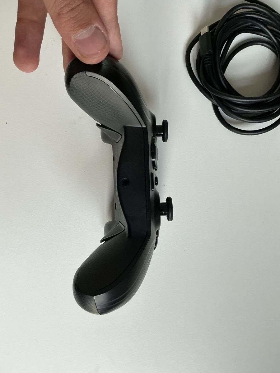Controller:  Controller Xbox kabelgebunden schwarz – Neu (gemäss Beschreibung) aus Zuerich von Iaxler 4