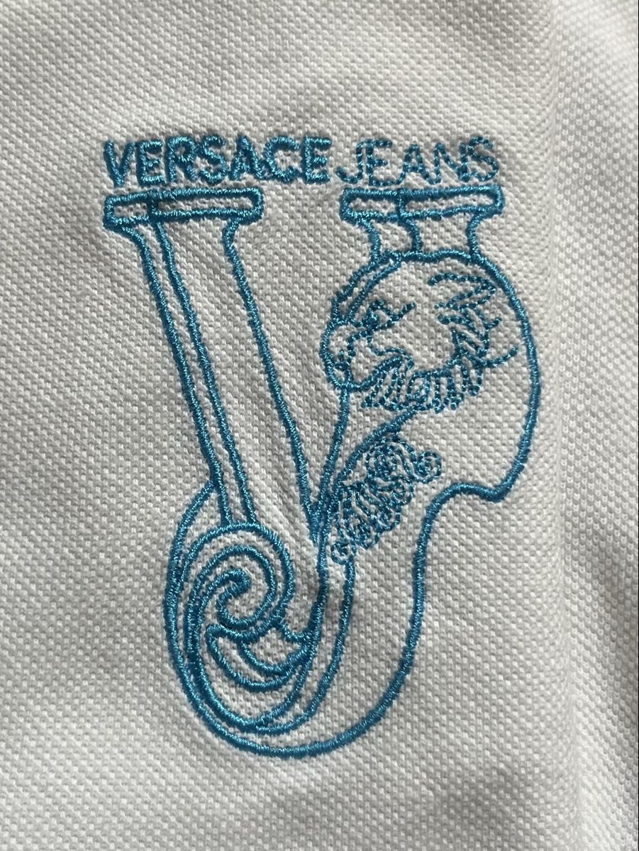 Versace Magliette Polo: Polo Versace Jeans blanc taille L état correct – Usato da Baulmes venduto da resel_.tm 1
