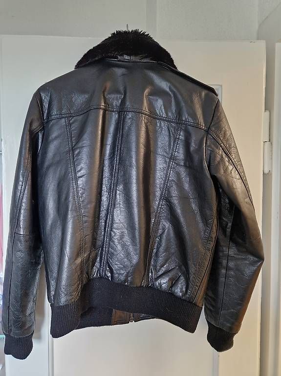 Vestes: Lederjacke – D'occasion à Netstal par TheScherrer 2