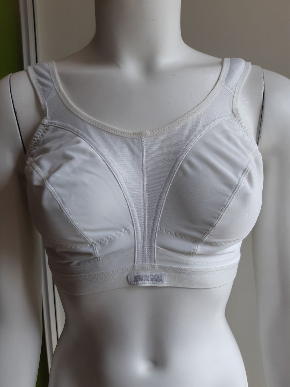 Altra biancheria intima: Sport BH Gr. 75E von Shock Absorber – Nuovo (secondo la descrizione) da Thierachern venduto da Shila99 1