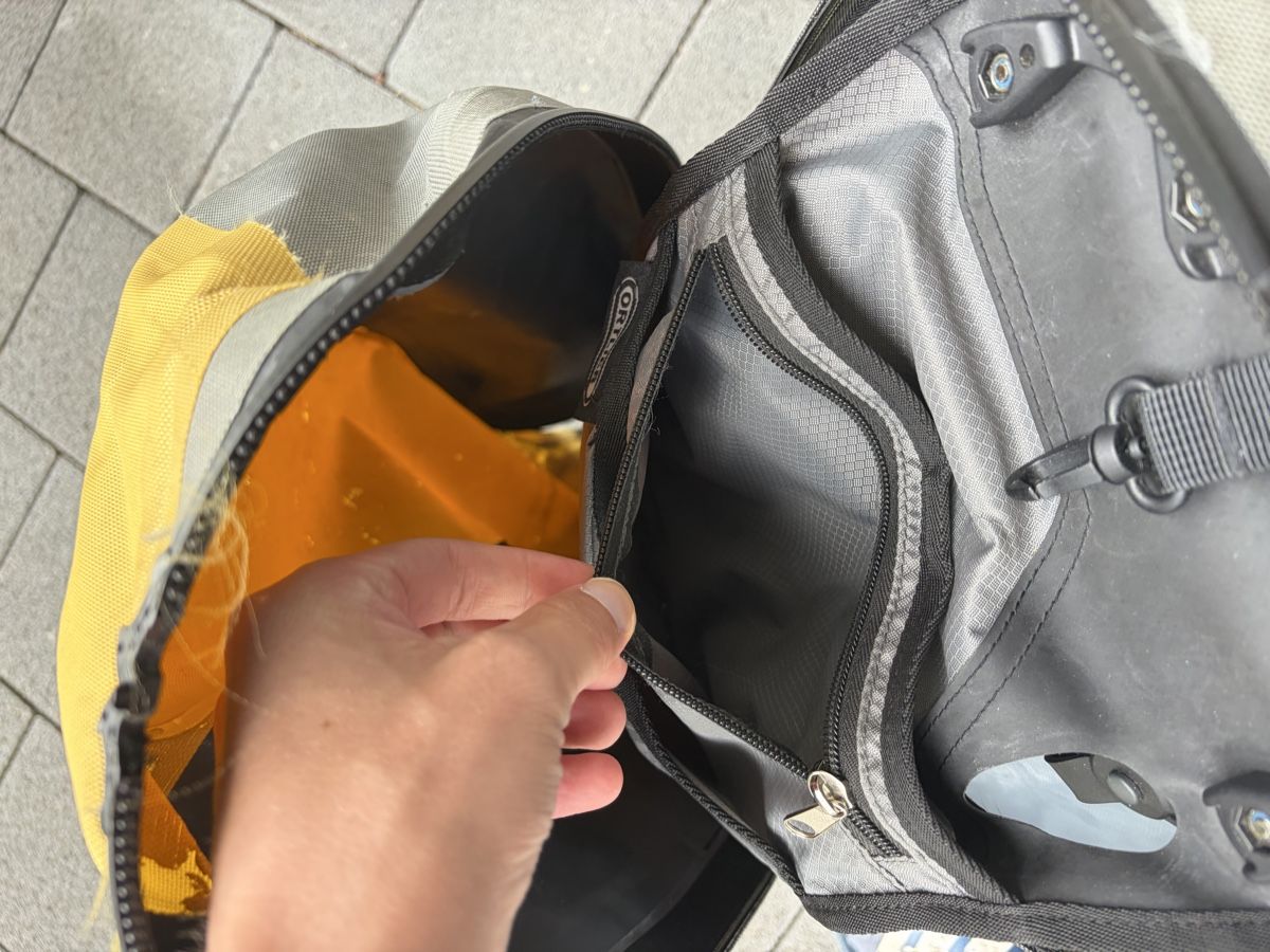 Ortlieb Zaini: Ortlieb Rucksack – Difettoso da Thalwil venduto da Counterdude 3