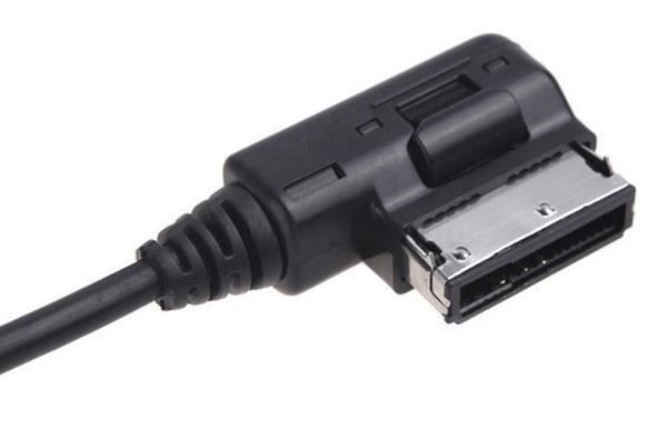 Cavi: Benz AUX iphone Ladekabel – Nuovo e nell'imballaggio originale da Unterägeri venduto da RmOnline 1