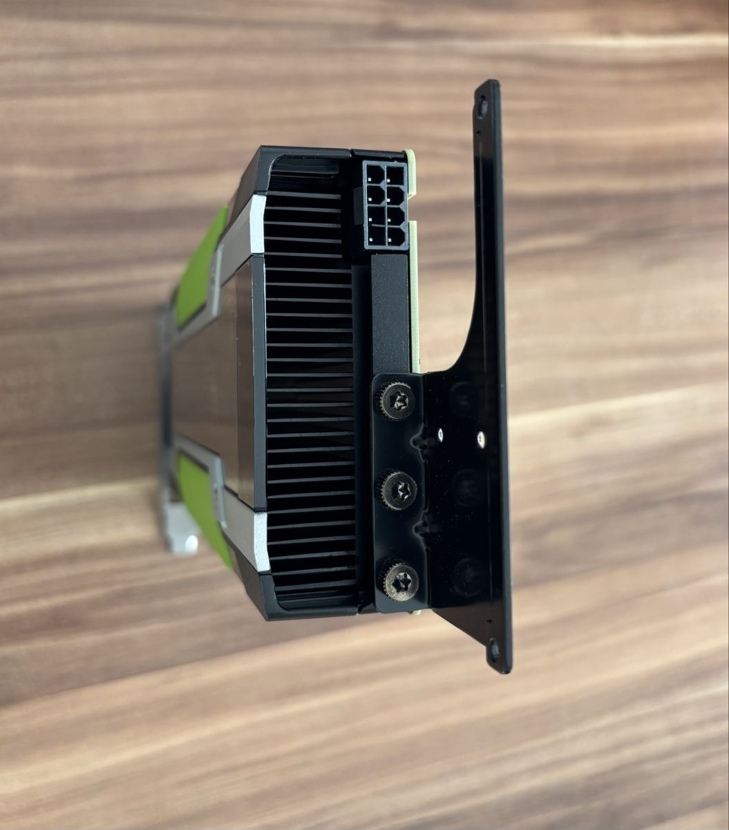 Nvidia Grafikkarten: GPU Nvidia Tesla M10 Quad 32GB + extender – Gebraucht aus St-Légier-Chiésaz von Infected92 4