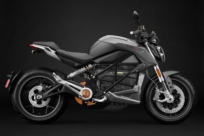 Zero Motorcycles Strada: ZERO SR F Premium 15.6 – Usato da Farvagny-le-Grand venduto da Gregmag