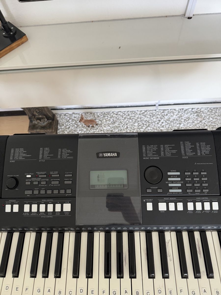 Yamaha Musikinstrumente: Yamaha Keyboard  – Gebraucht aus Oberägeri von MW.1986 3