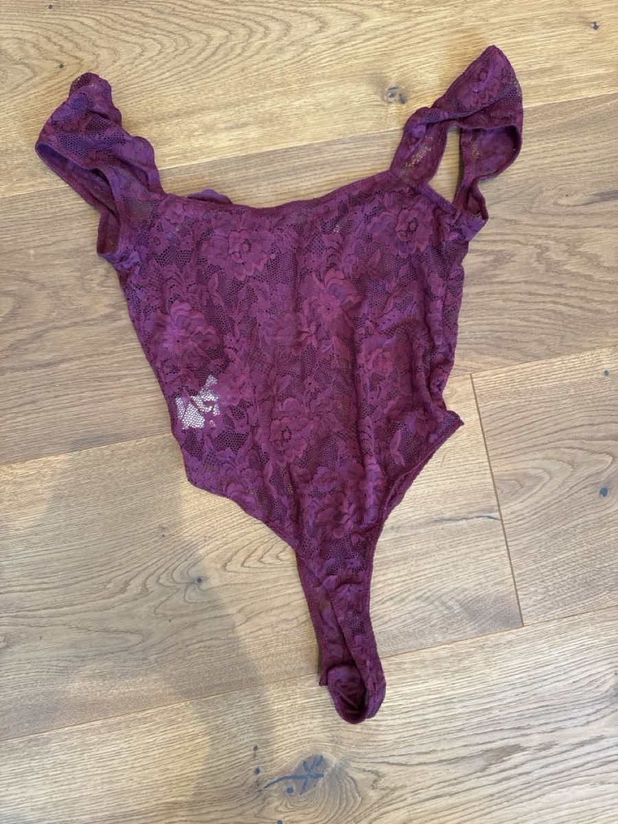 Shein Top: Body SHEIN Spitze dunkelrote – Nuovo (secondo la descrizione) da Zweidlen venduto da sweetchili_03 1