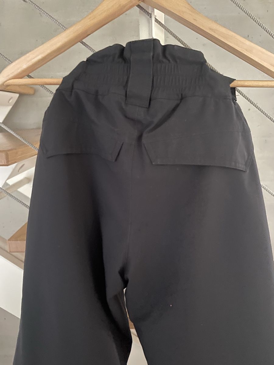 Ziener Pantaloni: Ziener Skihose schwarz Gr. 152 – Usato da Neftenbach venduto da aeronic 2