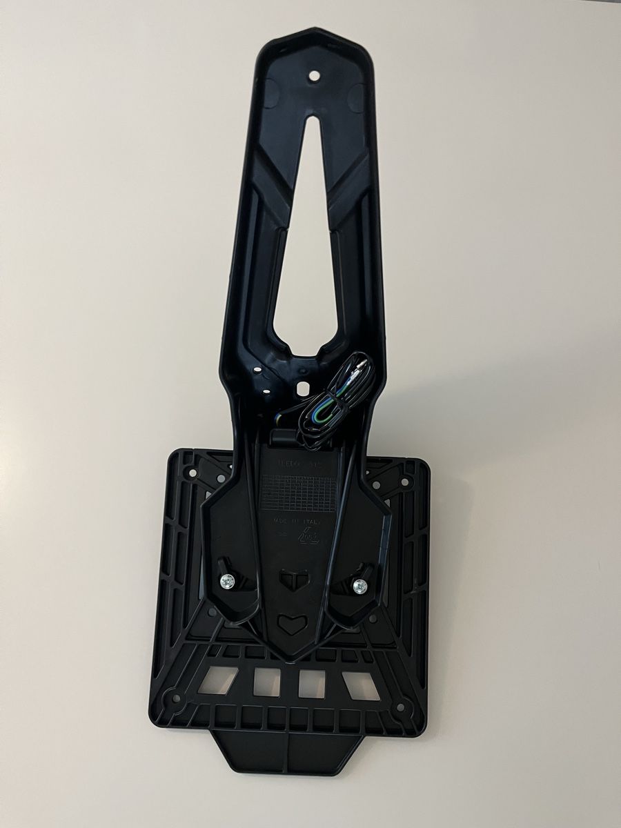 Altro: Rtech Integra Kennzeichenhalter mit Rücklicht, neu! – Nuovo e nell'imballaggio originale da Gossau ZH venduto da eil_fy8r 1