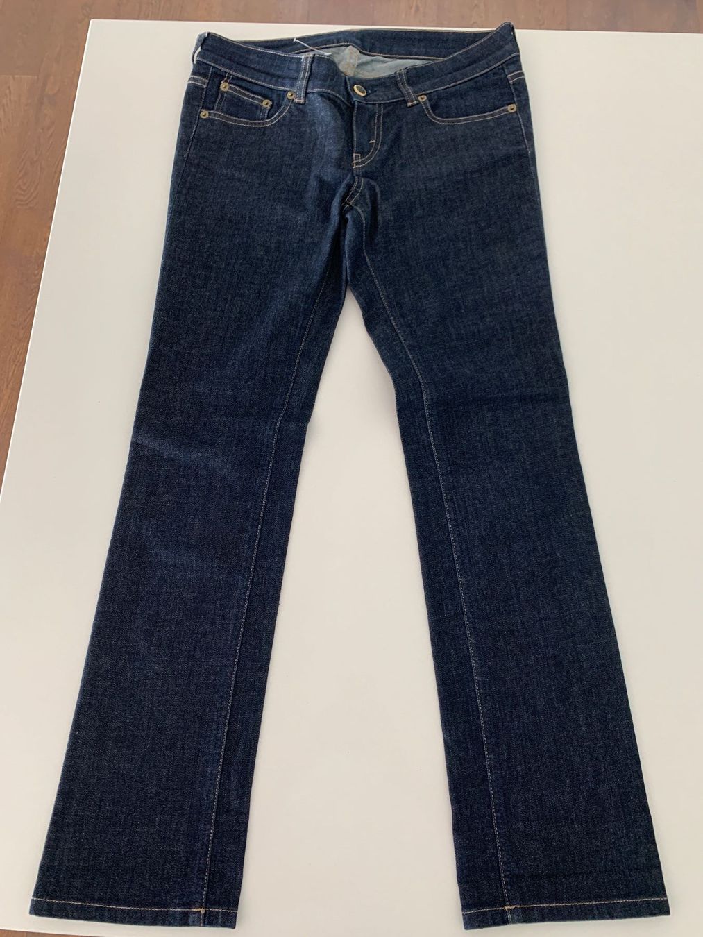 Celine Jeans: CELINE jeans neufs M/38FR/42IT – Nuovo e nell'imballaggio originale da Morges venduto da Imade1 1