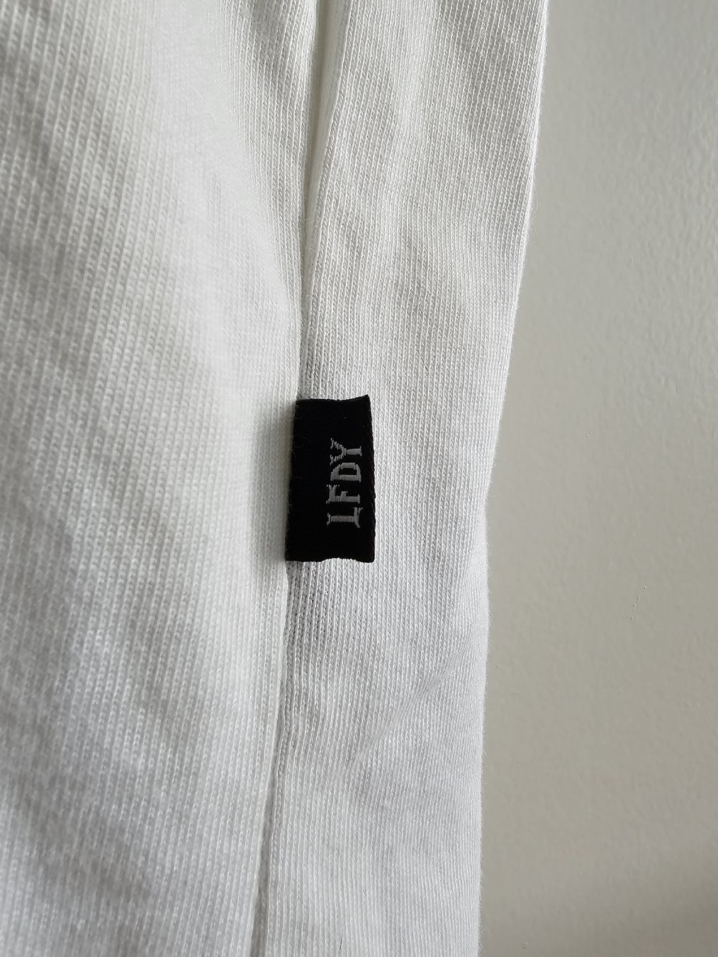 Live Fast Die Young T-shirt: LFDY Basic T-Shirt weiss – Nuovo (secondo la descrizione) da Emmenbrücke venduto da The.Vision 2