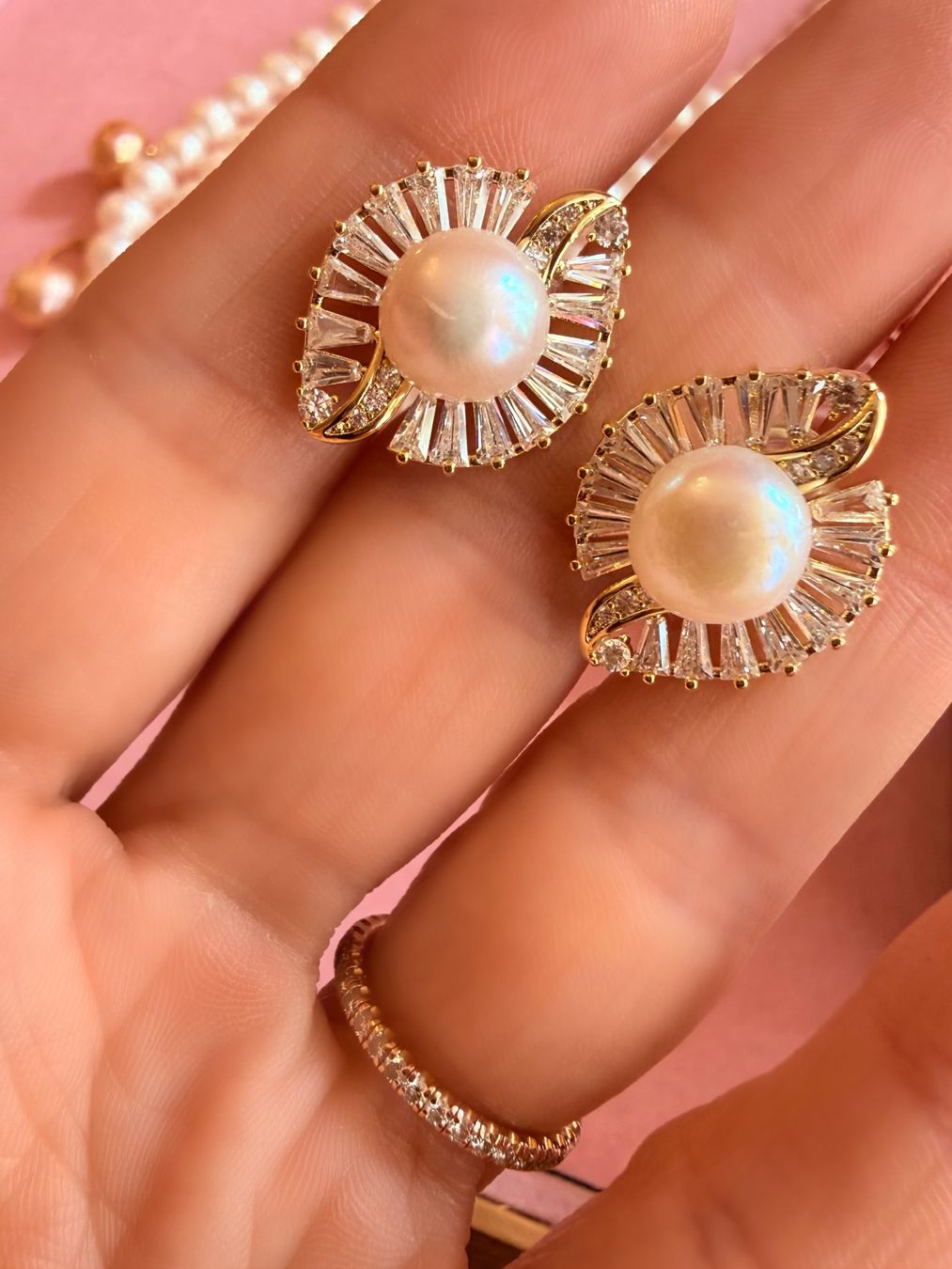 Orecchini pendenti & Orecchini a lobo: Boucles d’oreilles Perle Royale – Nuovo e nell'imballaggio originale da St-Maurice venduto da Sandrinette123 3