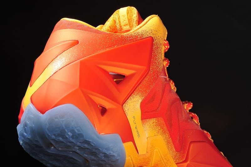 Nike Herrenschuhe: Nike LeBron 11 "Forging Iron" Spécial édition – Neu (gemäss Beschreibung) aus Renens VD von fre_sf2p 3