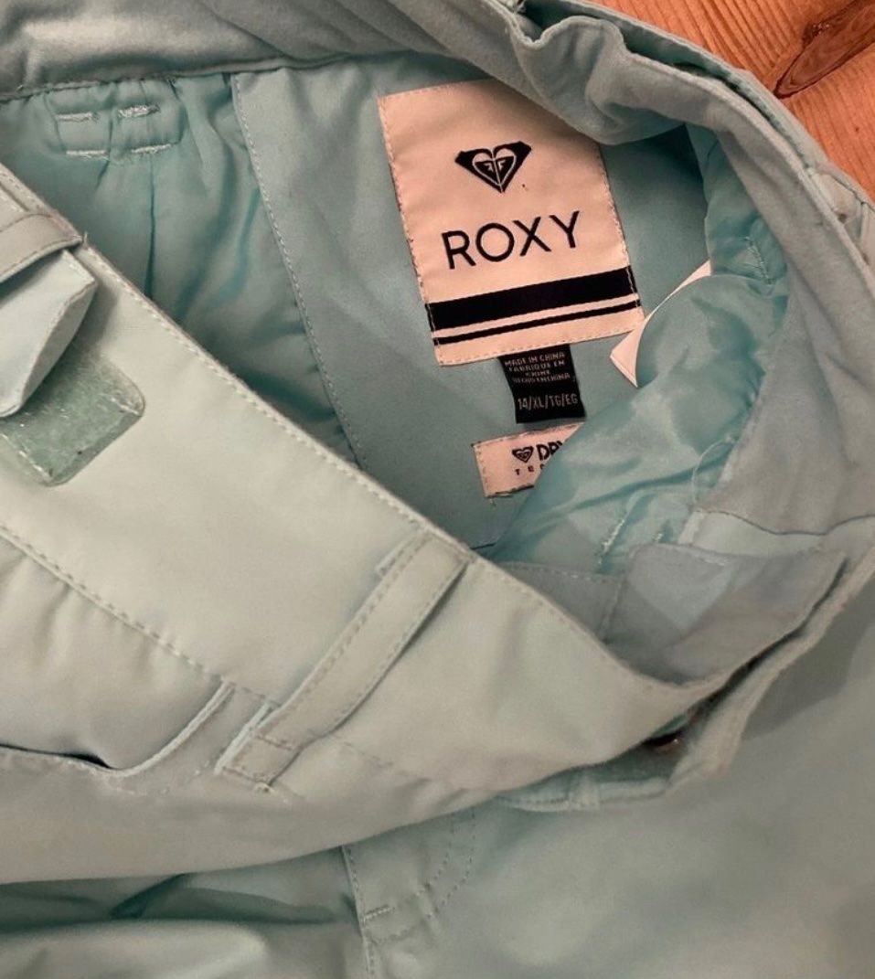 Roxy Vestes & Manteaux: Roxy Skijacke + Skihose gr 14 – D'occasion à Gwatt (Thun) par Letzte-Chance-III 1