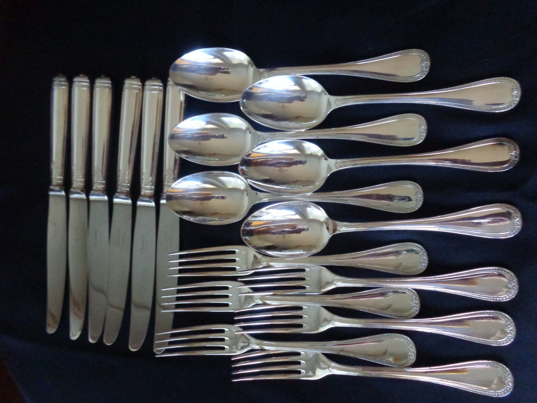 Christofle Bestecksets: * 18 X GRANDE COUVERTS CHRISTOFLE MAILMASON ORIGINAL – Neu (gemäss Beschreibung) aus Morges von argento.oro.65 5