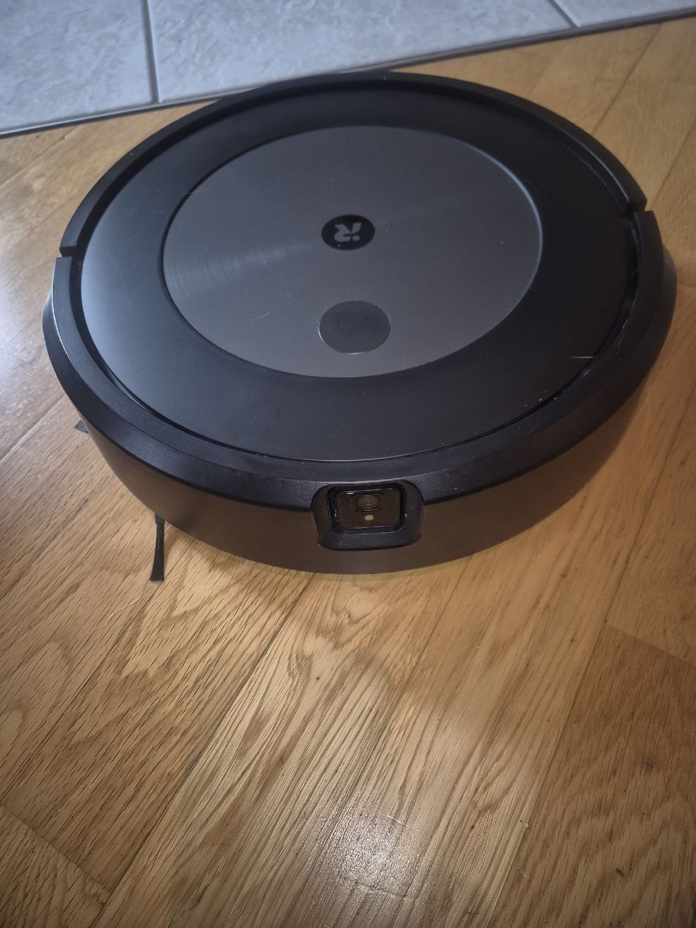 Irobot Aspirapolveri & Accessori: iRobot Roomba J7 Saugroboter – Difettoso da Flamatt venduto da Berner1986 2