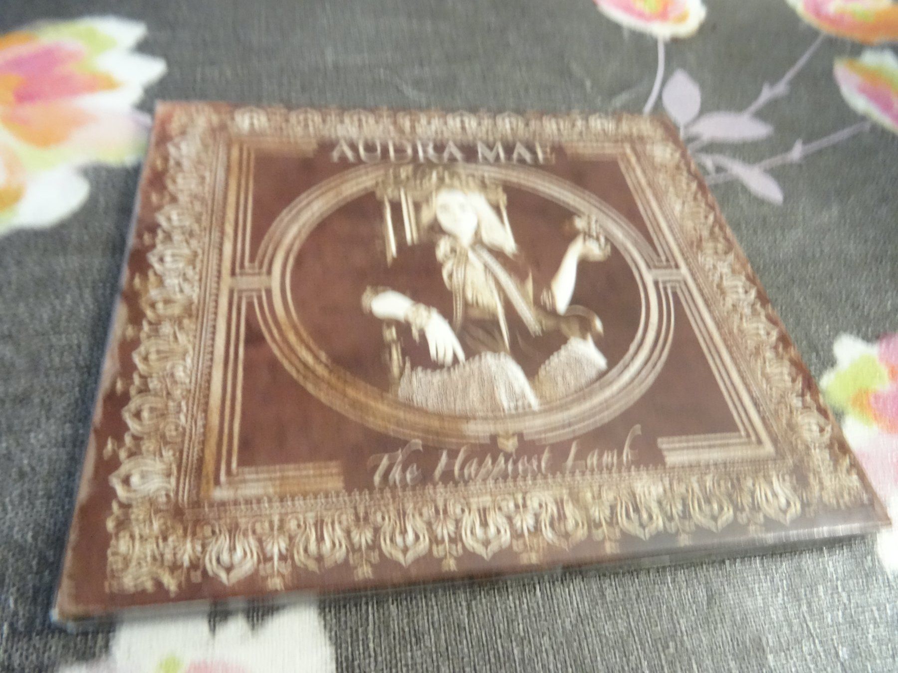 CD: Audra Mae - The Happiest Lamb CD – Usato da Olten venduto da Disc-Ausverkauf