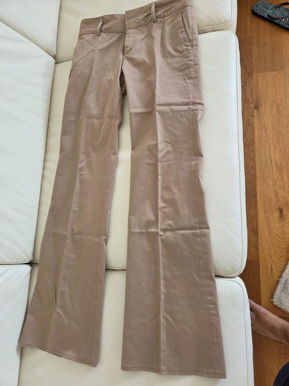 Zara Pantaloni: ZARA Hose gr 36 – Nuovo e nell'imballaggio originale da Oberkirch LU venduto da aimee2010