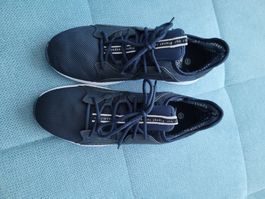 Turnschuhe