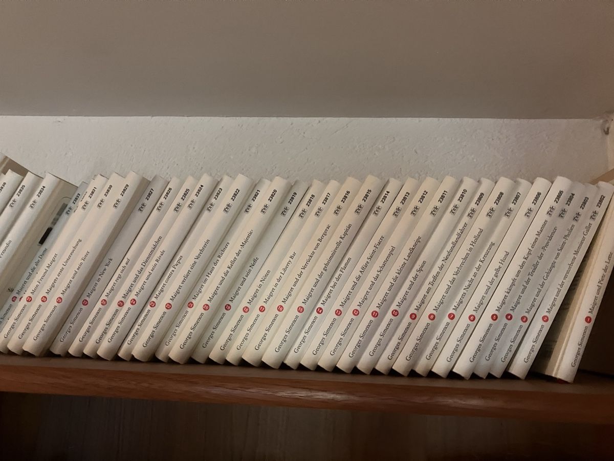 Libri: Simenon, Maigret und Non-Maigret Romane – Nuovo (secondo la descrizione) da Zug venduto da Kuba3011