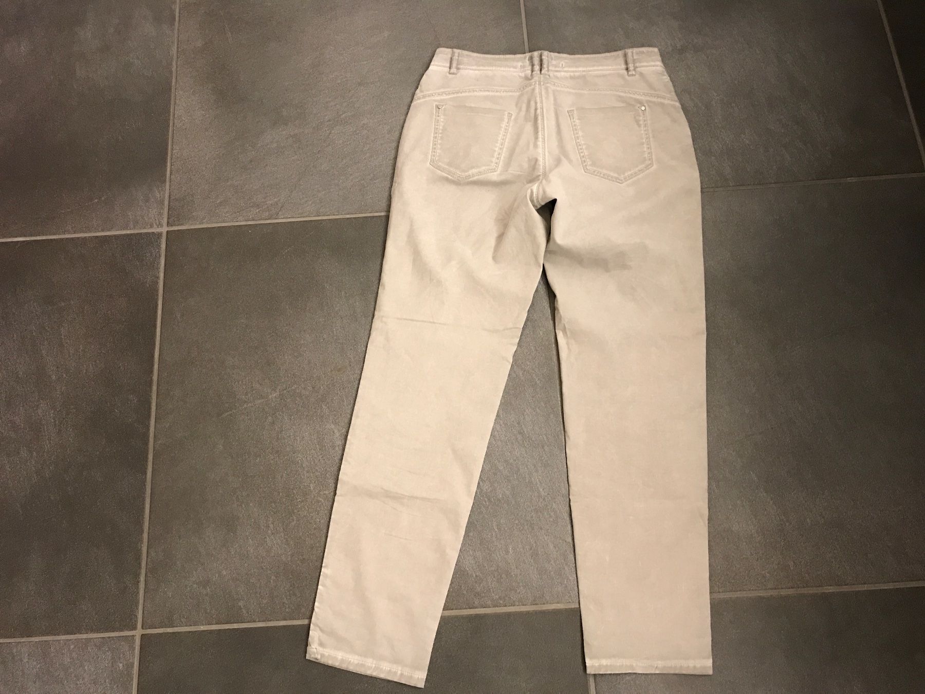 Esprit Pantaloni: Esprit Hose - Grösse 30 (36) – Usato da Zuzwil BE venduto da feluna3 1