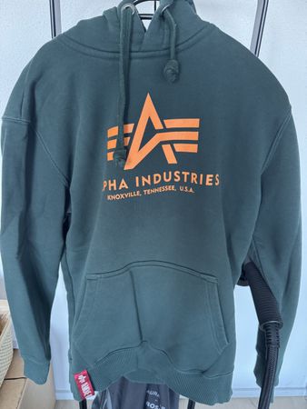 ALPHA INDUSTRIES Sweatshirt in Tanne