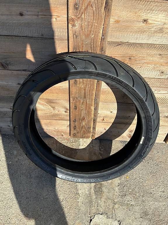 Pneumatici & Ruote complete: Michelin Pilot Power 2CT  – Usato da Lachen SZ venduto da Cisch