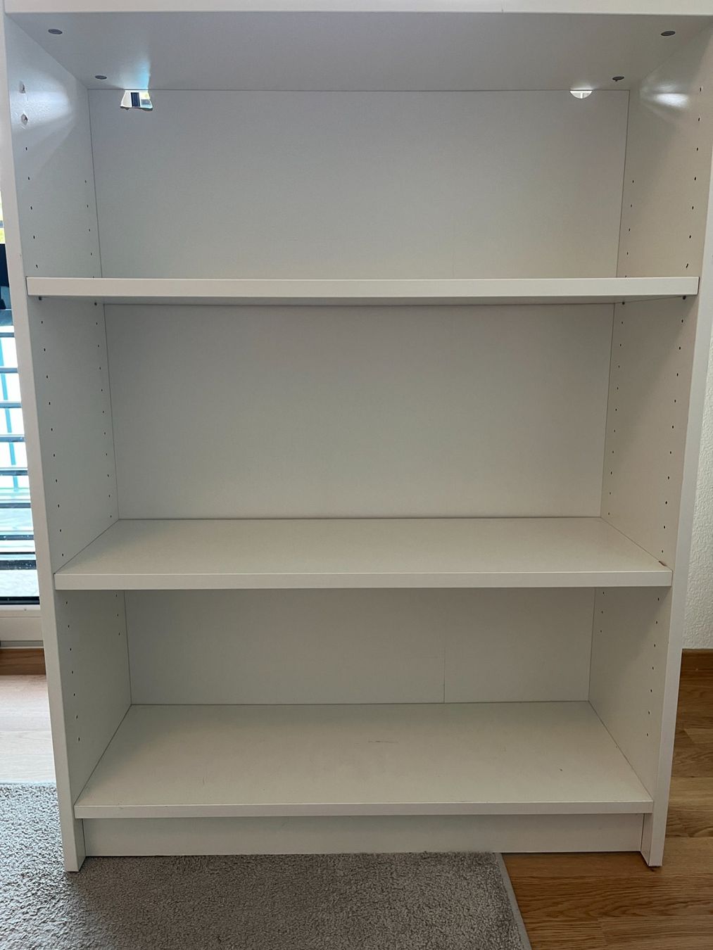 Ikea Scaffali: Klein IKEA BILLY Bücherregal – Usato da Schwerzenbach venduto da Cutz 2