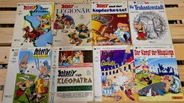 26 x alte ASTERIX Bände (7 x HC, Rest SC), Toller Lesestoff!