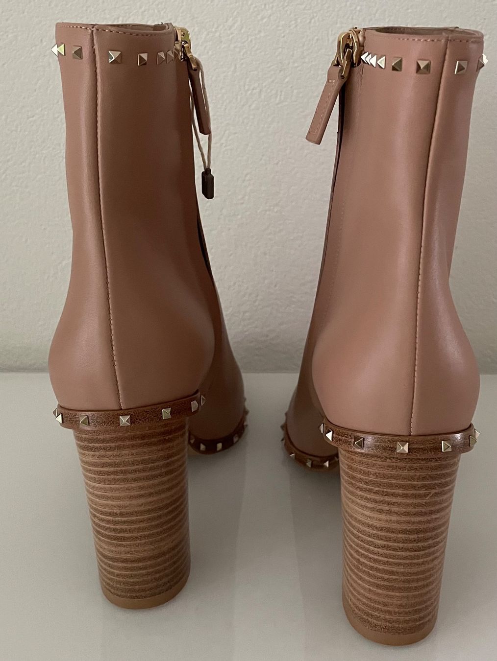 Valentino Damenschuhe: Stiefel Valentino Garavani Gr. 38 – Neu und originalverpackt aus Benken ZH von Mistery5 1