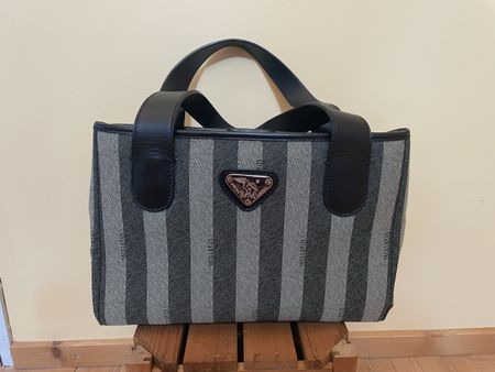 Maison Mollerus Handtasche Streifen Grau Schwarz 