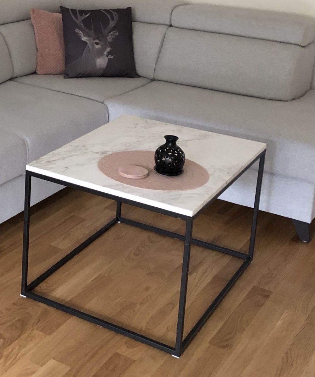 Tavoli: Couchtisch mit Marmorplatte 60x80 – Usato da Langnau am Albis venduto da mag_g2pg