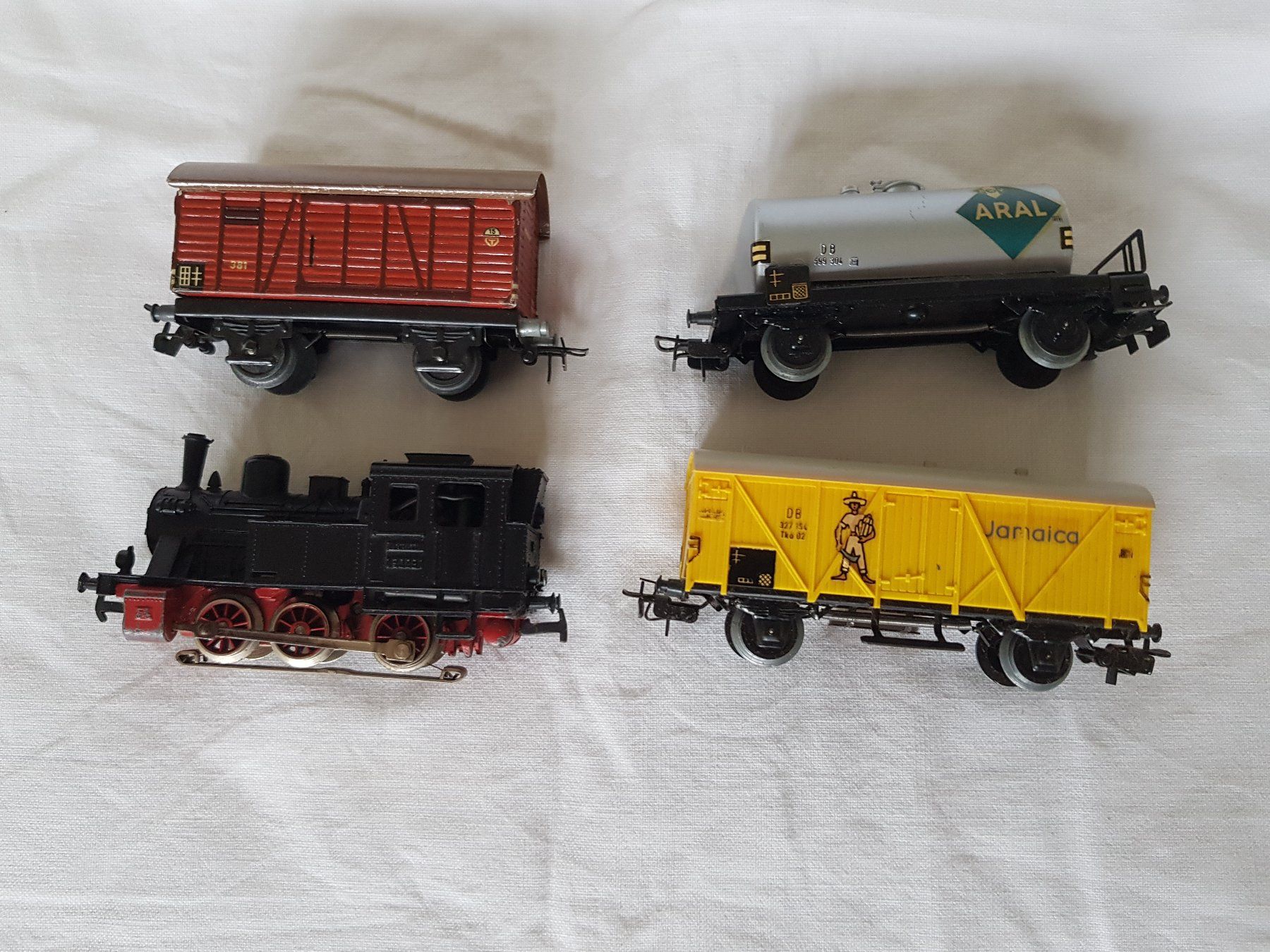 Märklin Modellini di ferrovie: Märklin 4 teiliger Güterzug – Usato da Luzern venduto da inca55 2