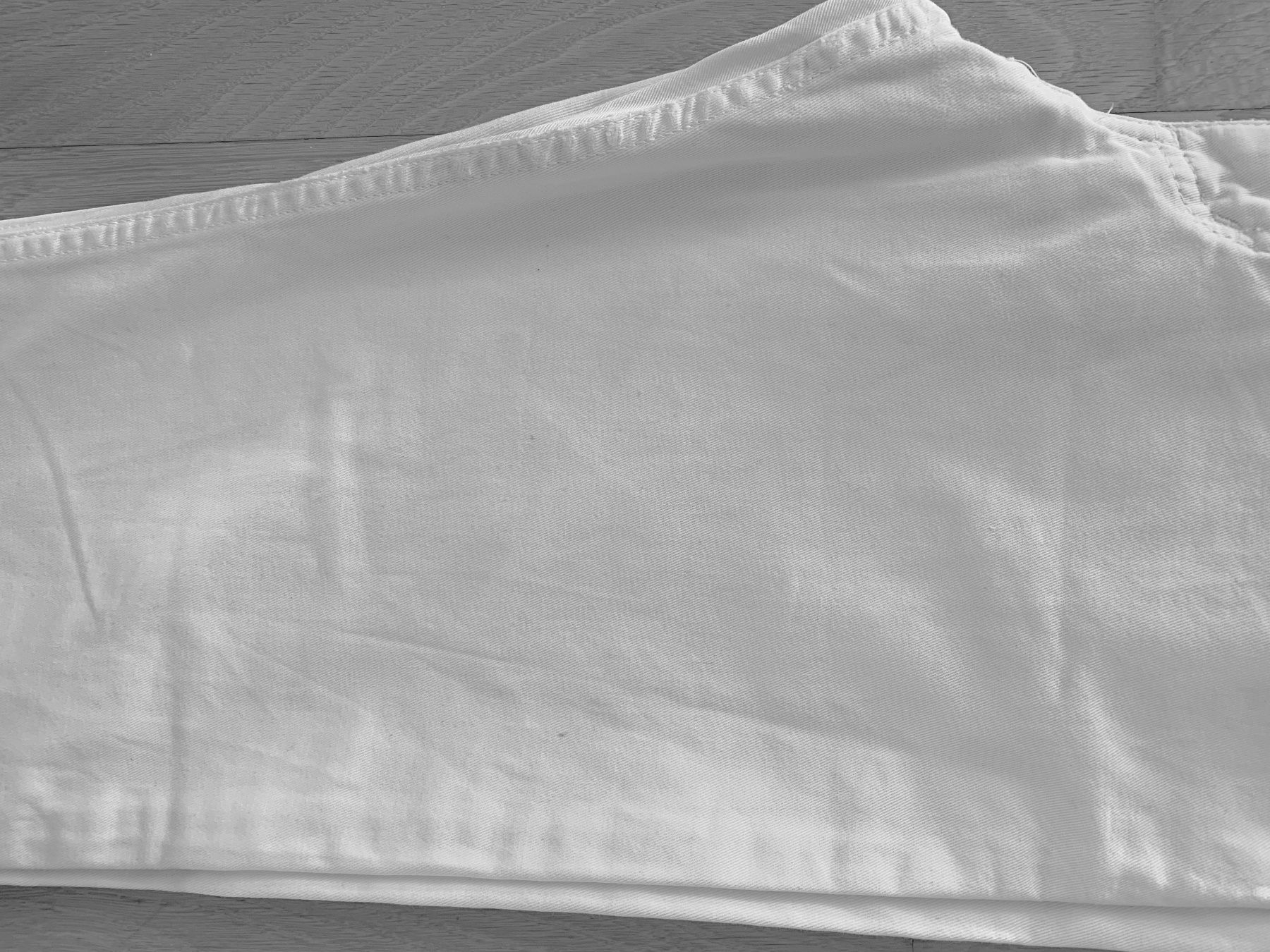 Jeans: Rocky weisse Jeans Damen M 32 – Gebraucht aus Auenstein von mar_8mxd 5