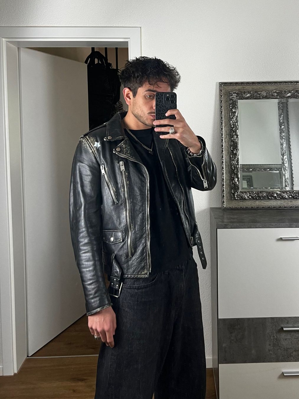 Saint Laurent Jacken: Saint Laurent Leather Stars Jacket – Gebraucht aus Biel/Bienne von sami0788480082 1