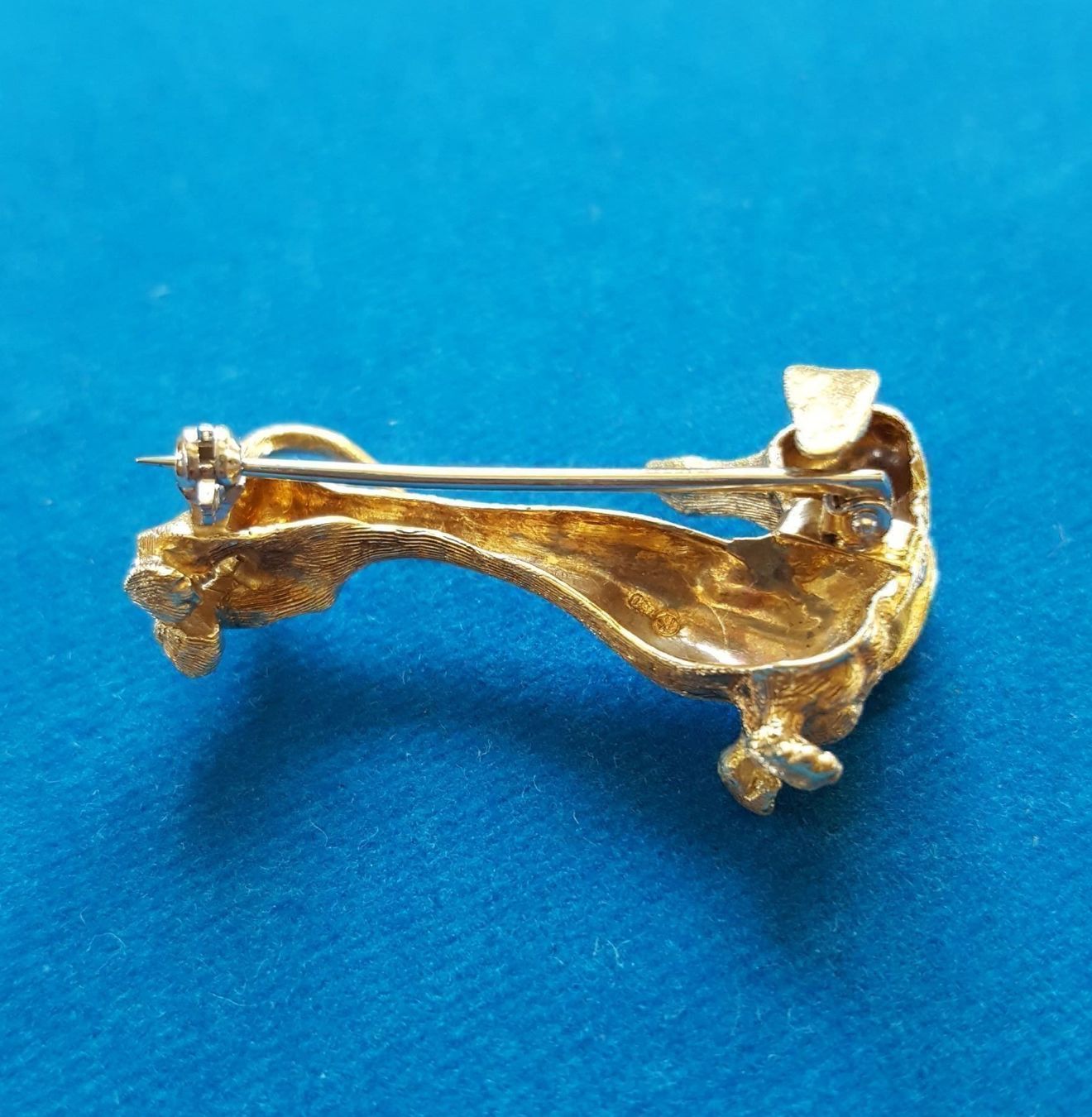 Broschen & Nadeln: Massiv 750 Gold Hundebroche Mit Rubin – Gebraucht aus Wald ZH von Aniade 8
