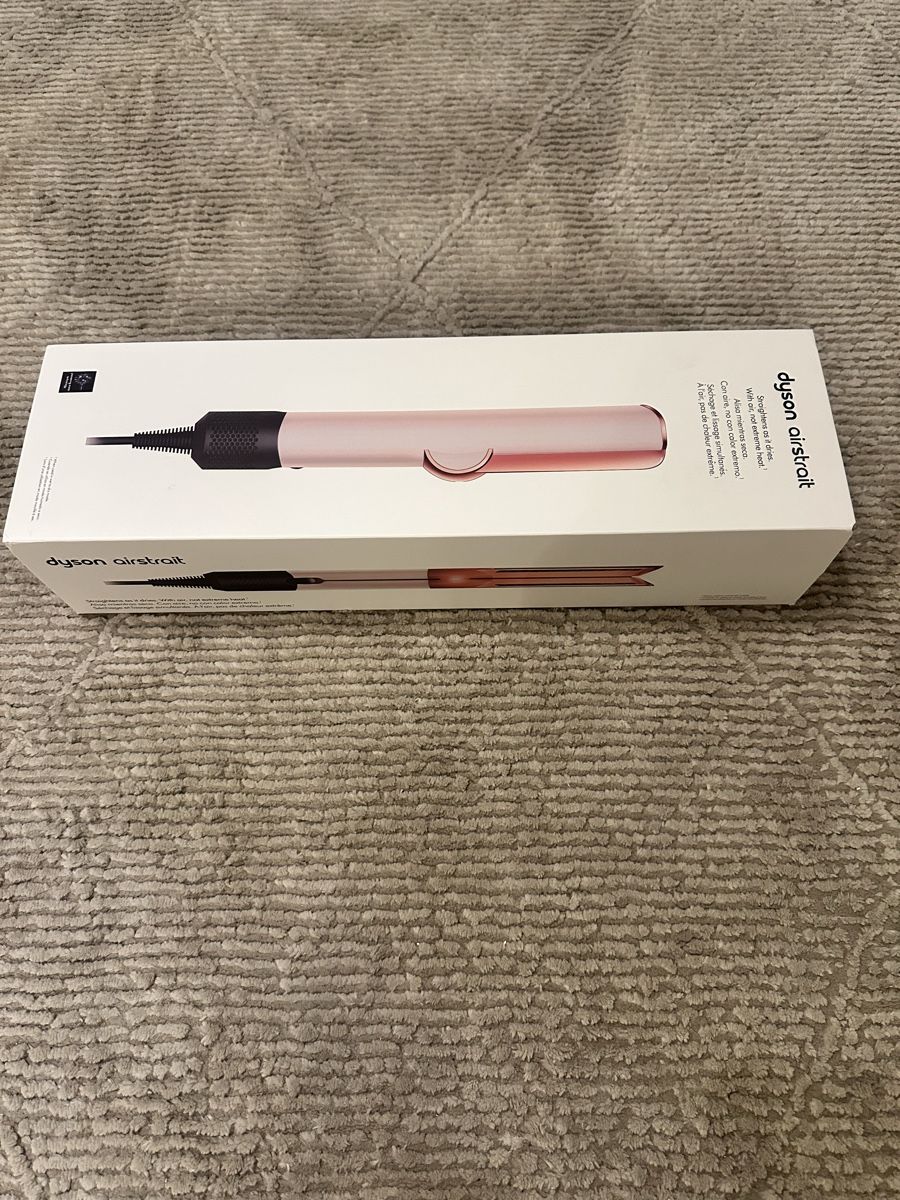 Dyson Sèche-cheveux: Dyson airstrait neuf – Neuf avec emballage d'origine à Granges VS par pie_m8qj 3