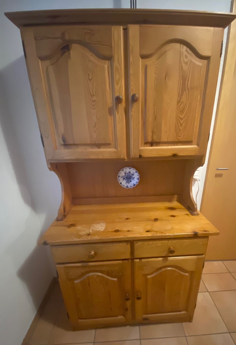 Credenze: Rustikales, ländliches Buffet aus Massivholz – Usato da Hemmental venduto da cat_9l7f