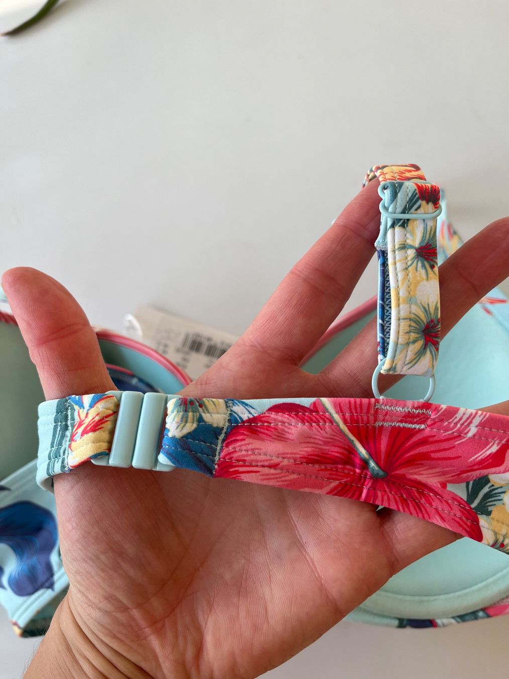 Costumi da bagno & Bikini: wunderschönes Bikini Oberteil mit Blumenmuster Grösse – Nuovo e nell'imballaggio originale da Zürich venduto da cel_cw9k 3