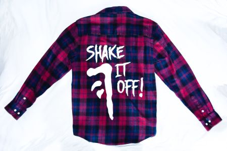 Hillywood Show Supernatural Flannel - Shake It Off