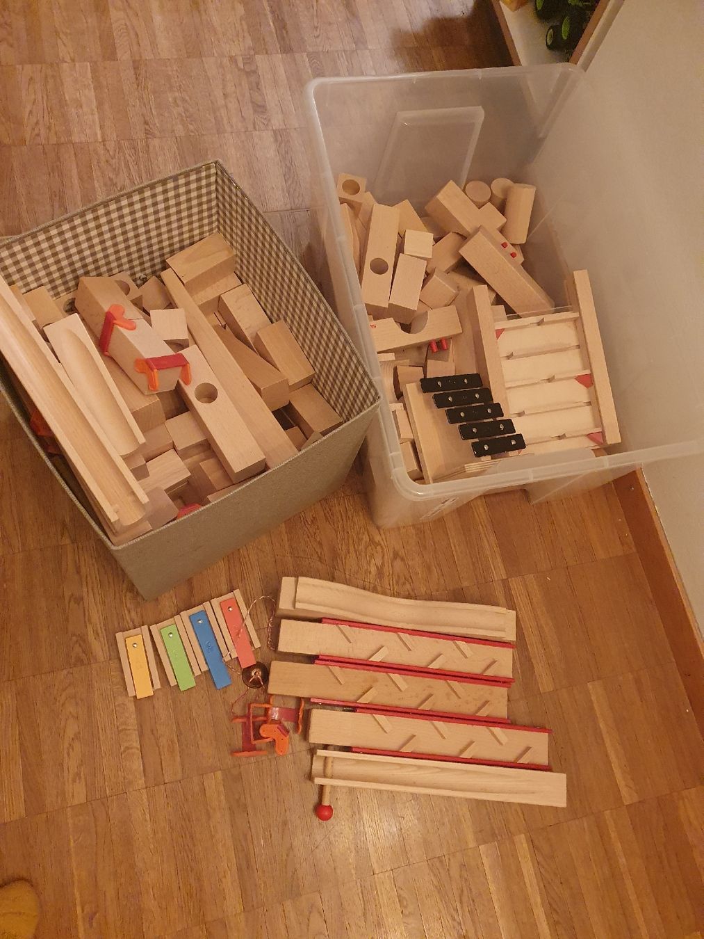 Haba Spielzeuge: HABA Kugelbahn Holzbausteine Murmeln klein – Gebraucht aus Zürich von Sebbe 4